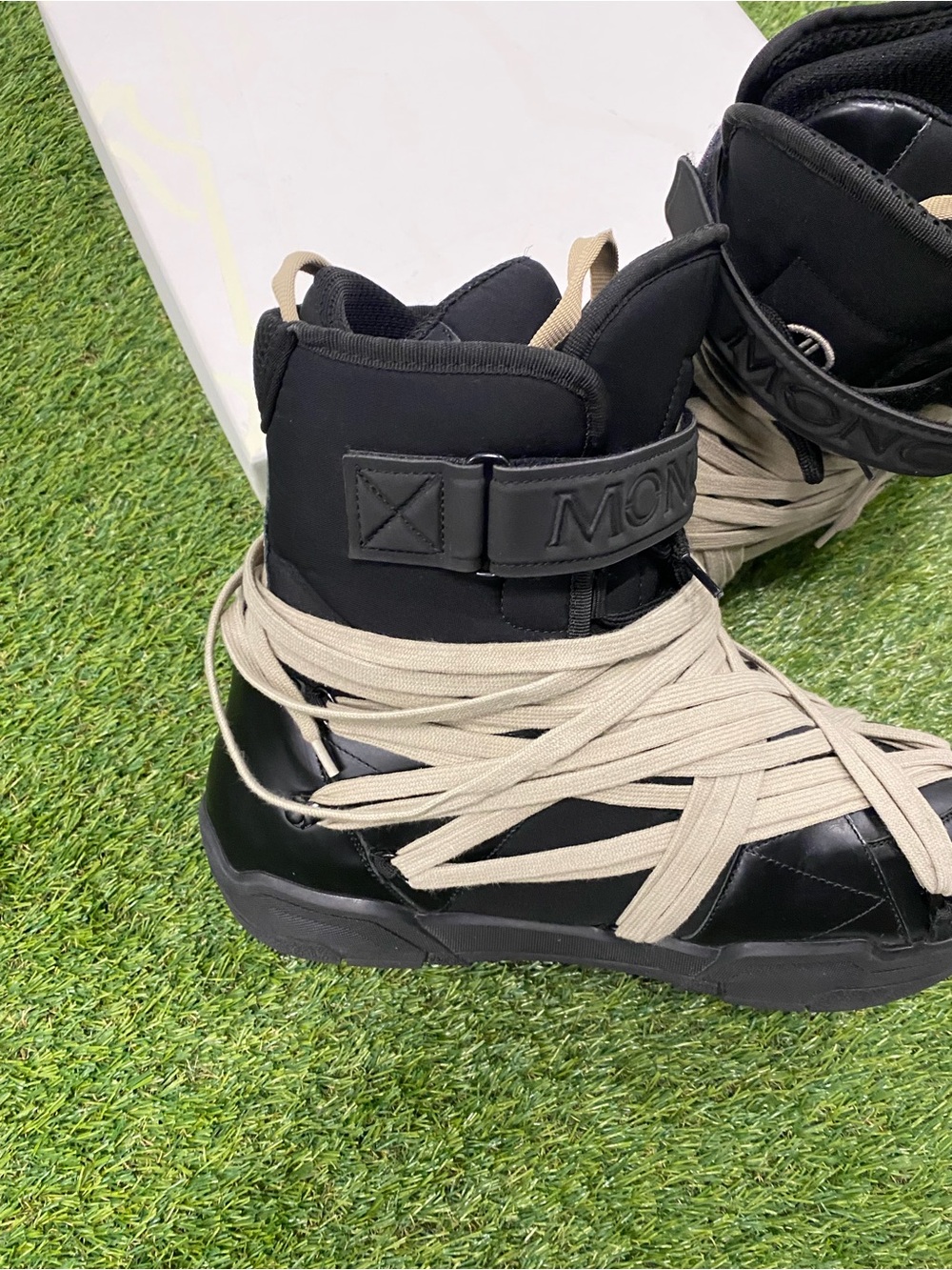 Moncler Rick Owens Megalace Black High-Top Sneakers Snowboots - Picture 2 of 9